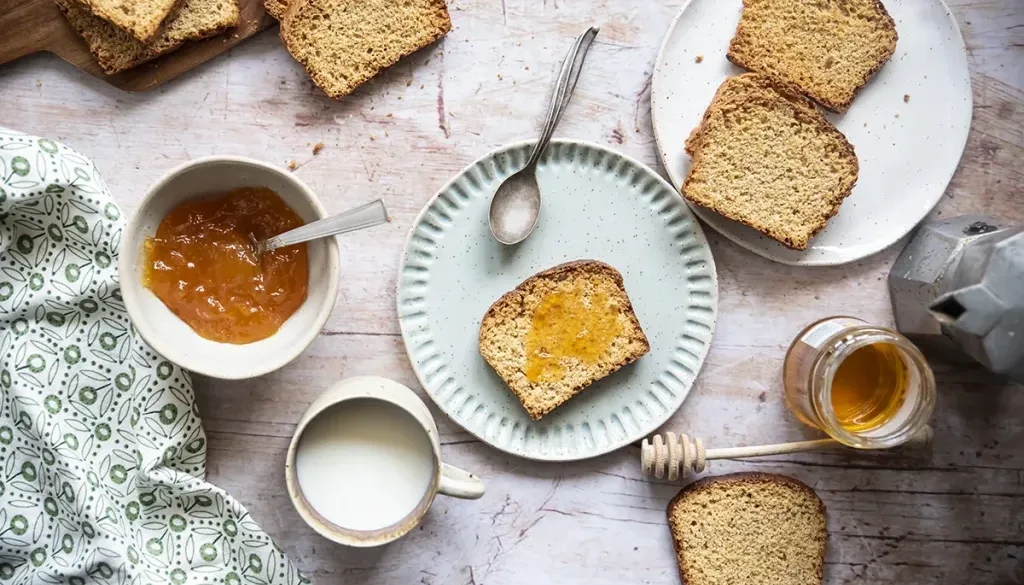 ricette-colazione-fette-biscottate-integrali.jpg